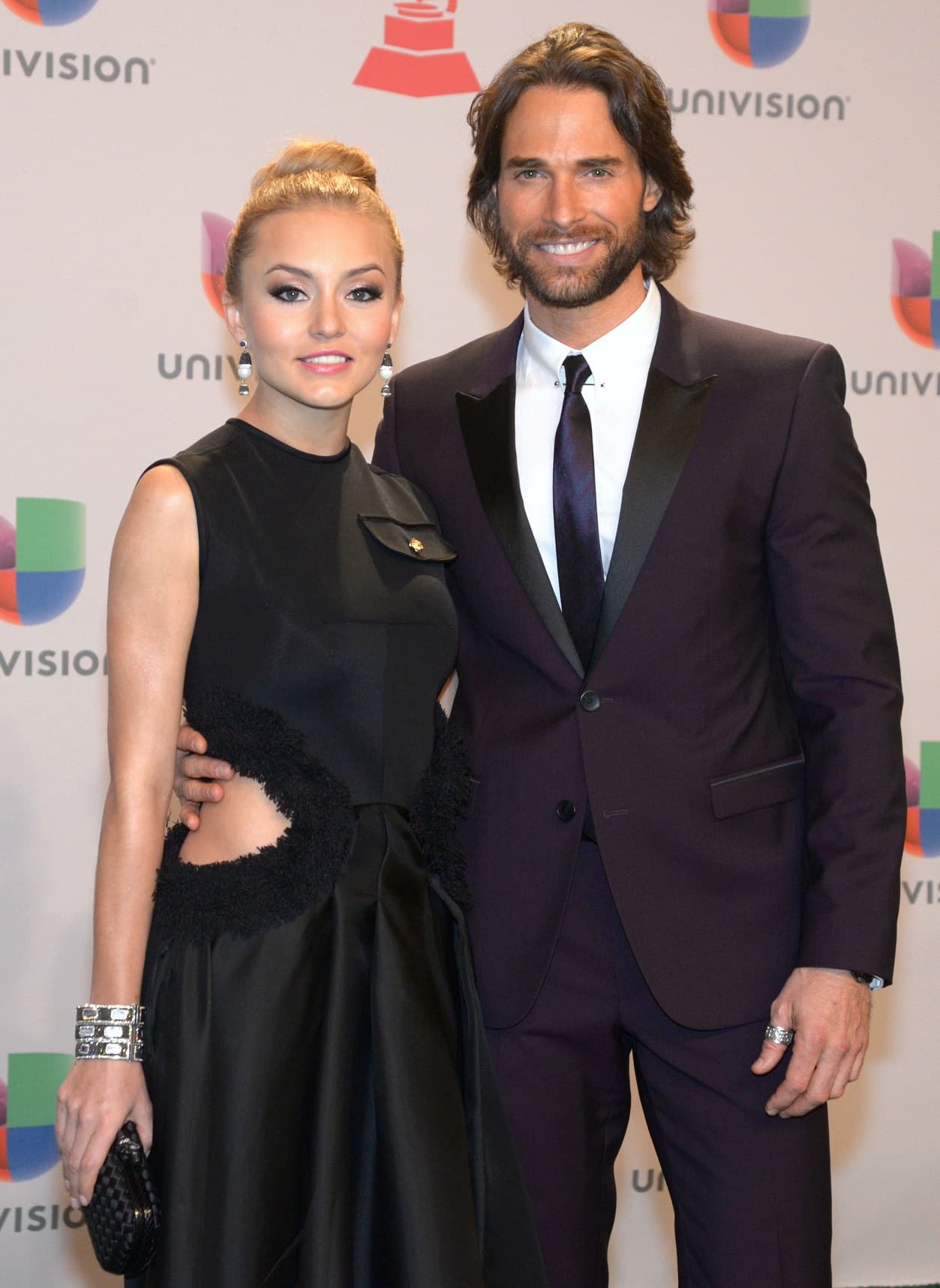 Angelique Boyer y Sebastián Rulli podrían pisar el altar el próximo año.