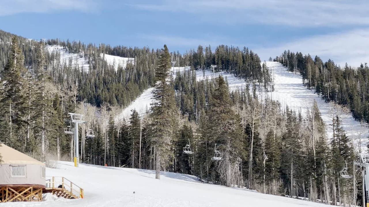 Se espera más caigan varias pulgadas de nieve esta semana en Flagstaff y algunas áreas aledañas. 
<br>