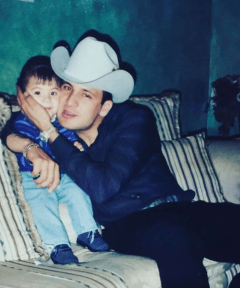 En junio de 2017 las tres hijas de 'El Gallo de Oro' le rindieron un tributo a su fallecido padre.