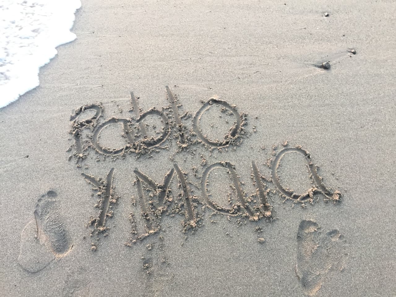 ¡Ayyy Maia! Hasta detrás de cámaras eres súper amorosa.