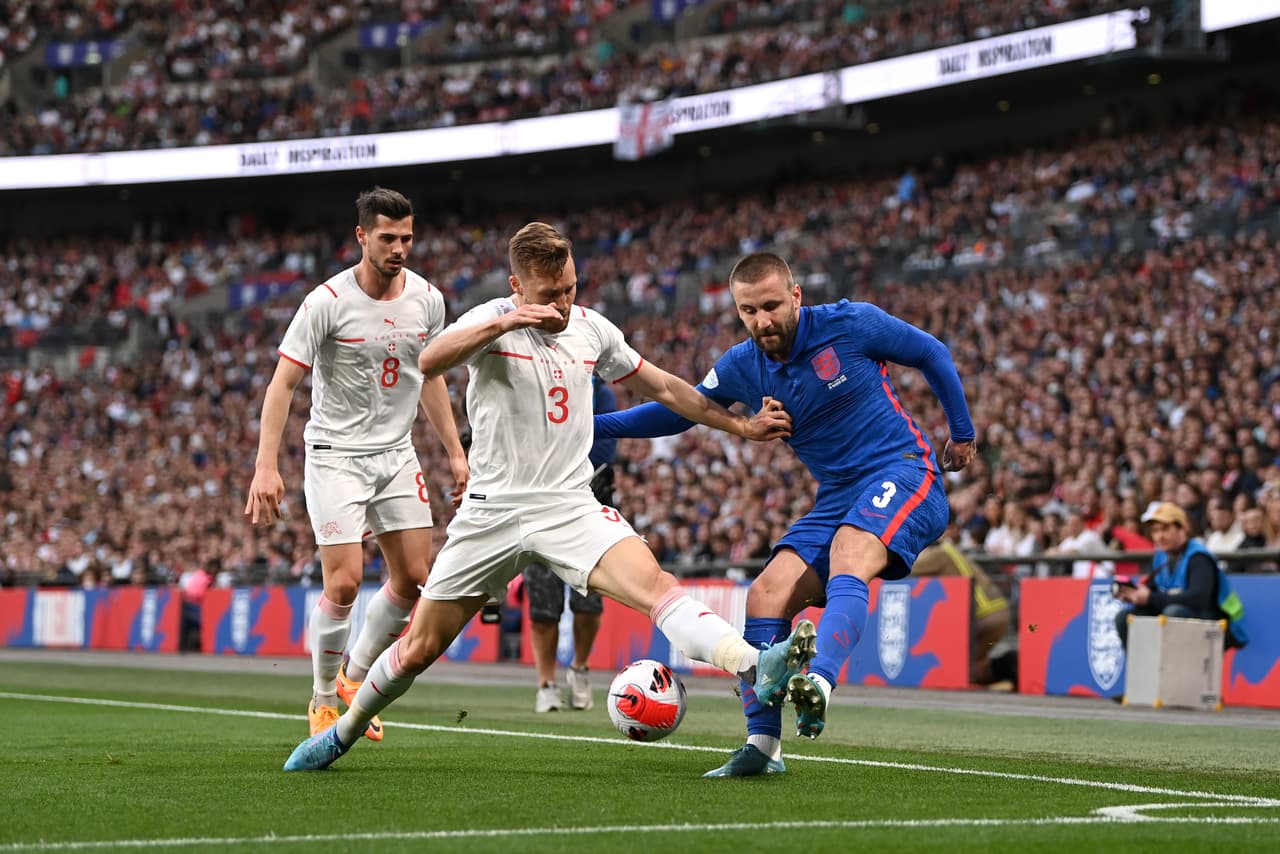 Inglaterra venció 2-1 a Suiza en amistoso celebrado en Wembley.
