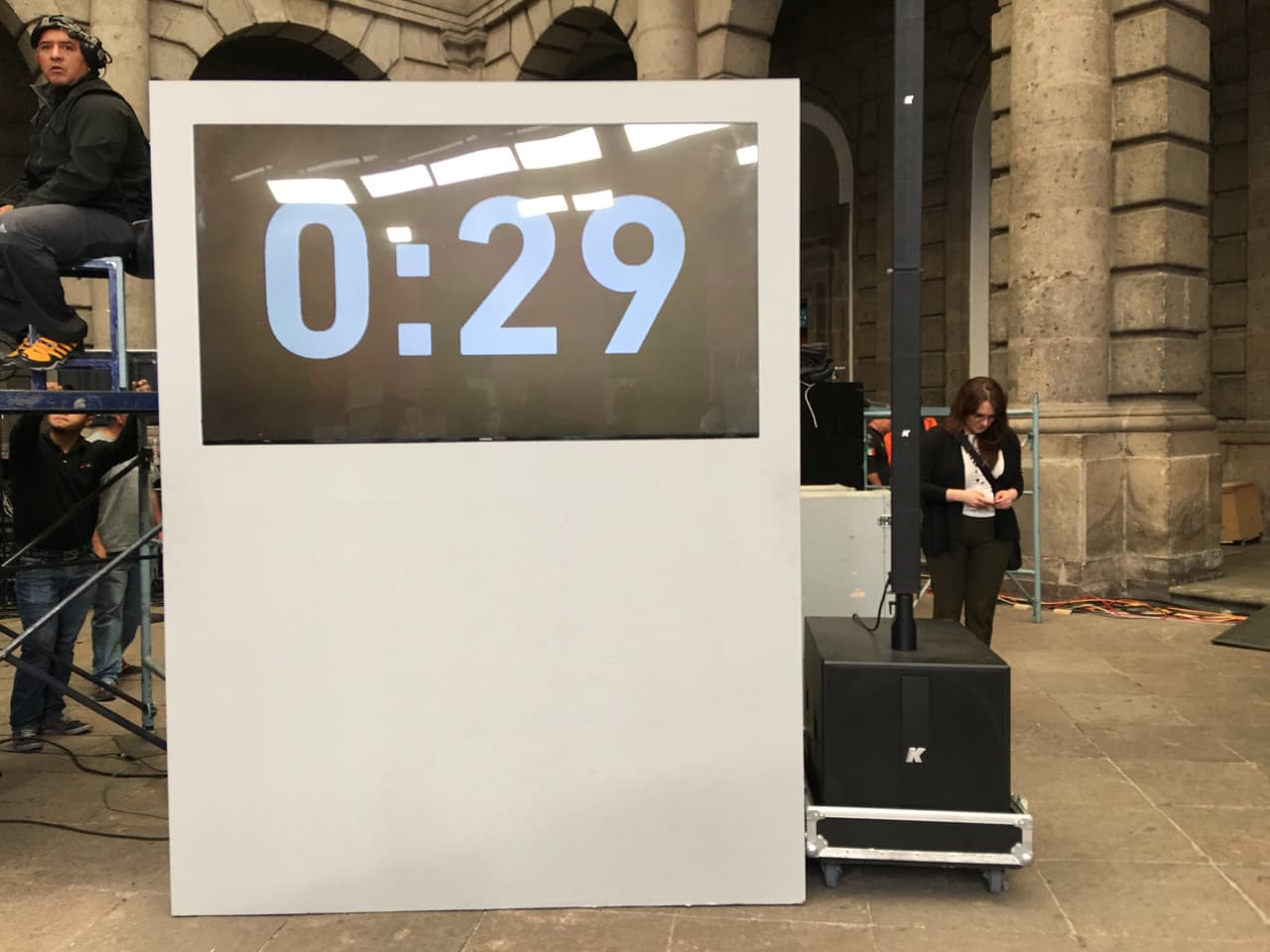 Este el cronómetro que emplearán los moderadores para medir el tiempo de cada intervención.