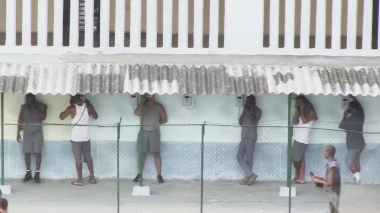 Cuba excarcela a 19 presos políticos, pero arresta a otros 38