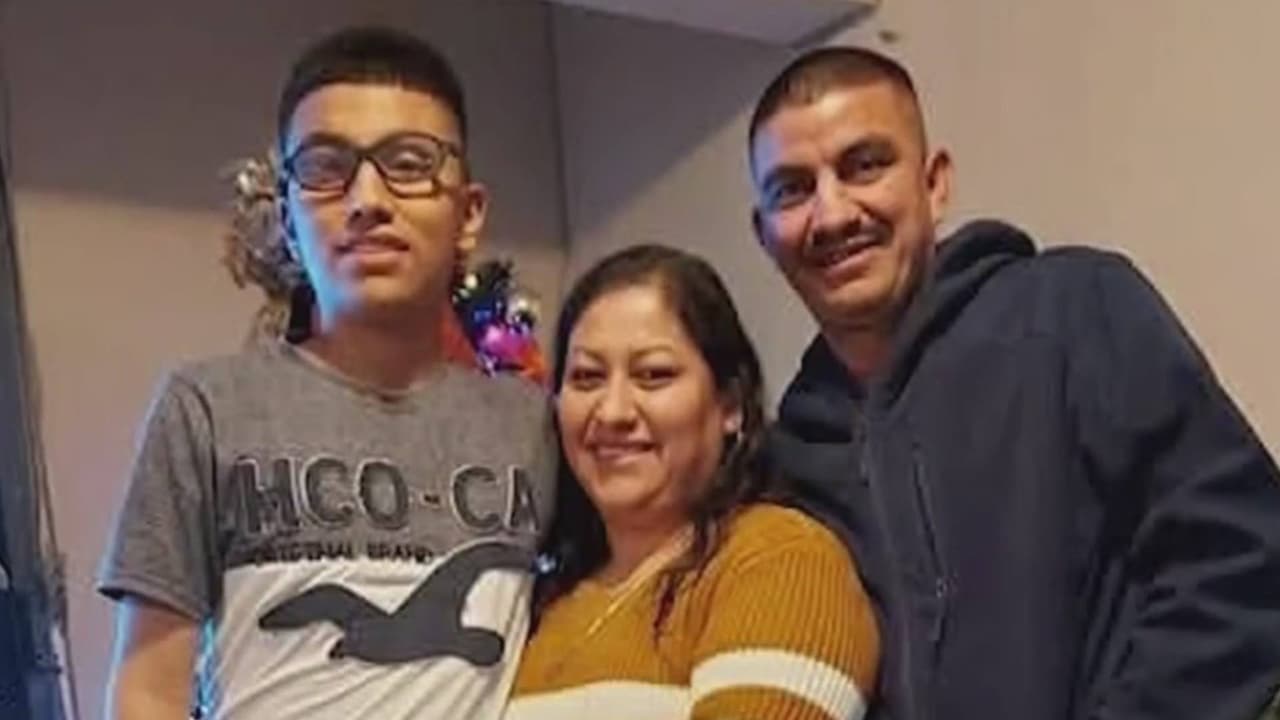Cuando una deportación decide si habrá un último abrazo: la historia de Kevin González