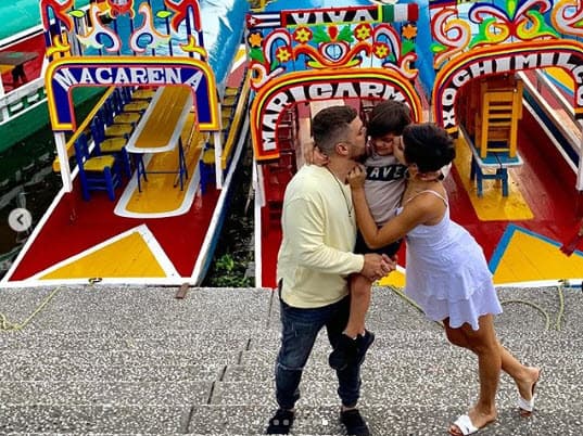 Después de días de no verse, los tres estuvieron felices en esta reunión.