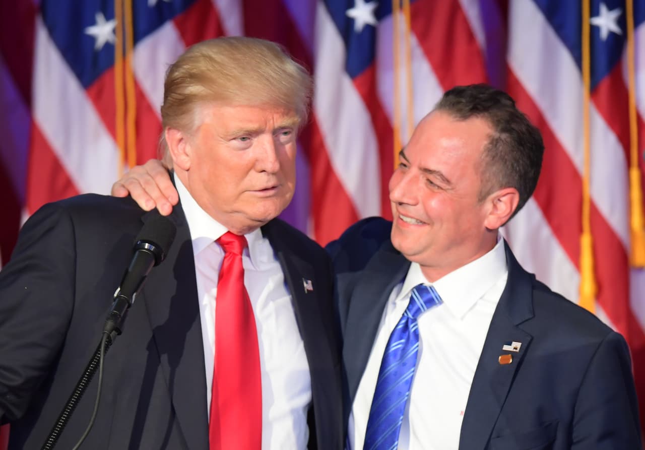Trump con Rience Priebus durante la campaña.