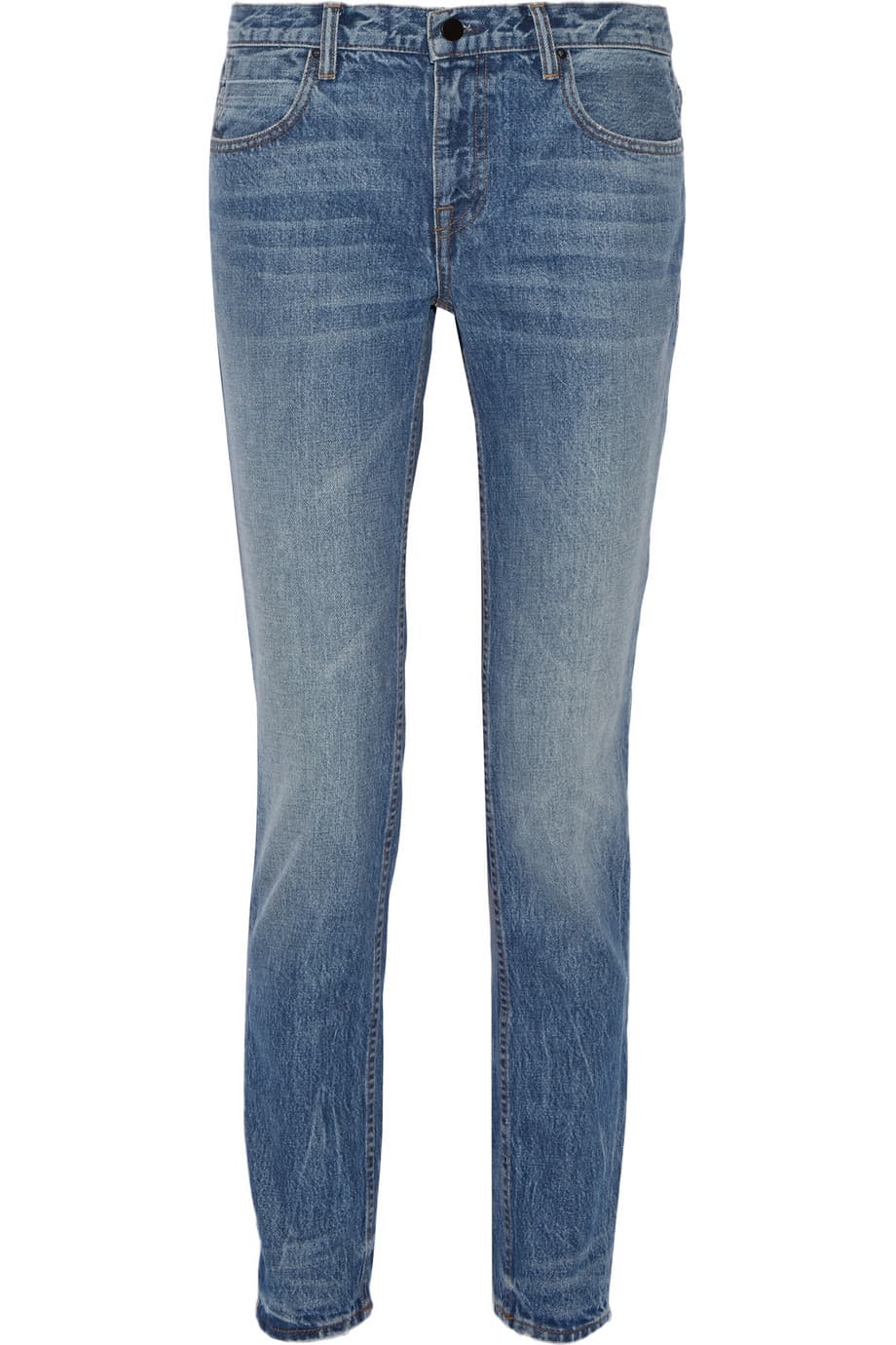 Nunca tendrás suficientes jeans en el armario, pero tener unos 'blue jeans' básicos de bota recta y cintura alta de seguro te sacará de aprietos en ocasiones informales como un BBQ, o más exigentes como un 'casual friday'. (Alexander Wang)