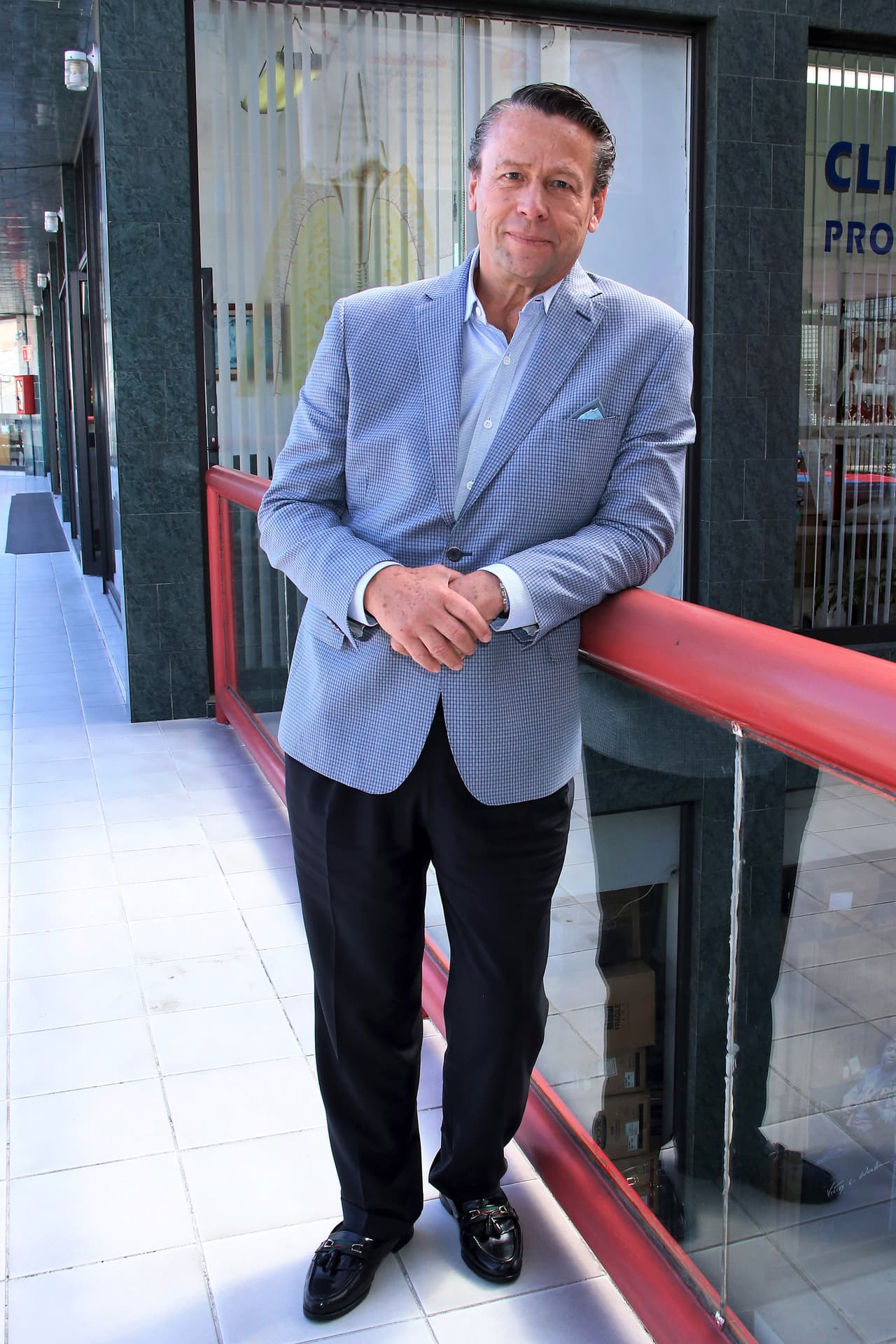 El pasado 24 de marzo, Alfredo Adame alegó en entrevista con 
<b><a href="https://www.tvazteca.com/aztecauno/venga-la-alegria/notas/alfredo-adame-diana-golden-niega-ganar-demanda-dano-moral-sentencia-video" target="_blank">'Venga la alegría' </a></b>que su ex aún no había ganado el juicio. 
<br>