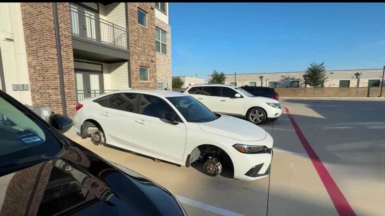 Mujer despierta en Katy y encuentra su auto sobre bloques: robo de llantas se repite en el área de Houston