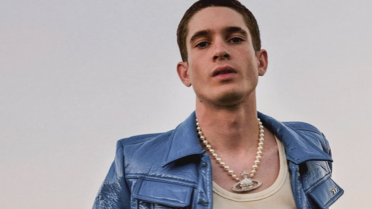 León Leiden actuará en la edición 24 del Latin GRAMMY