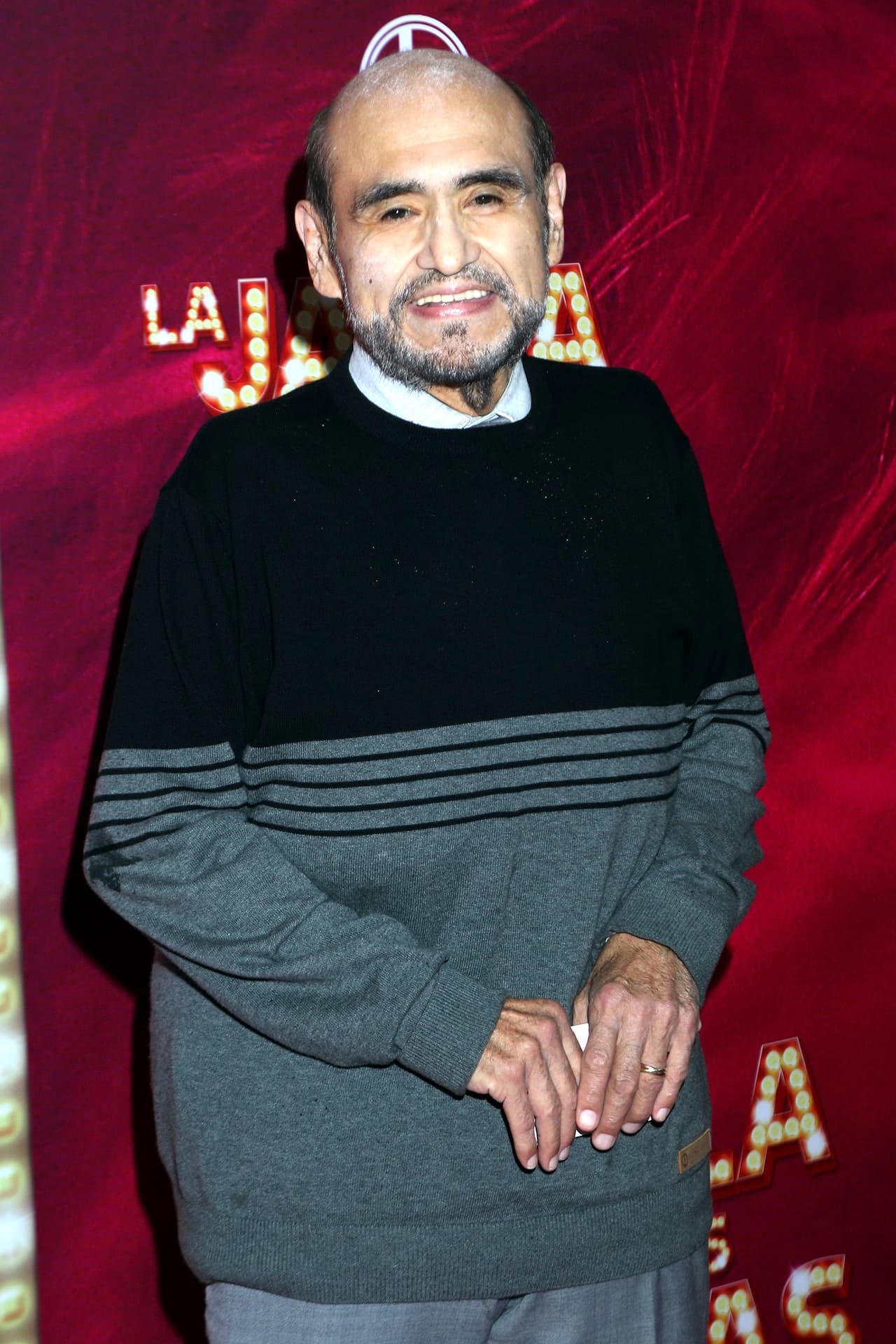 A sus 71 años, el reconocido actor y comediante mexicano continúa trabajando en el medio del espectáculo con distintos proyectos, pero debido a la pandemia por COVID-19, se ha visto forzado a detenerlos.
<br>