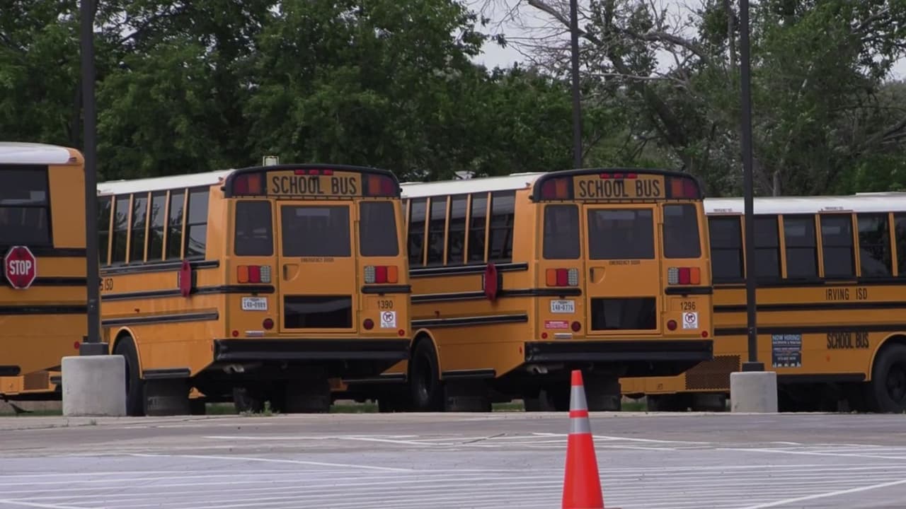 Arrestan a ex empleado de Irving ISD por presunto acoso a menor