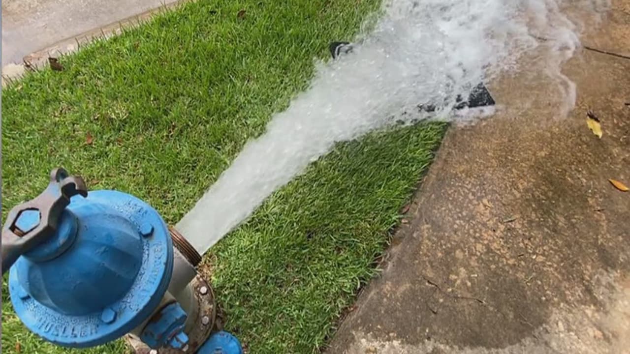 ¿Publicará la ciudad los sitios que la TCEQ encontró que tenían un nivel bajo de cloro residual?
<br>Por el momento la ciudad no tiene permitido dar a conocer esa información, en cuanto se le de la autorización se darán a conocer los sitios.
<br>