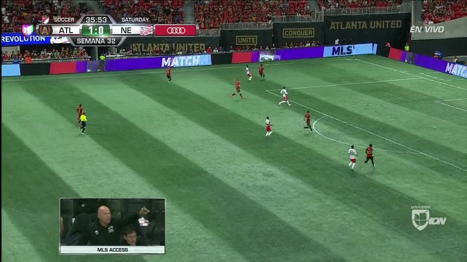 Tiro desviado de Luis Caicedo