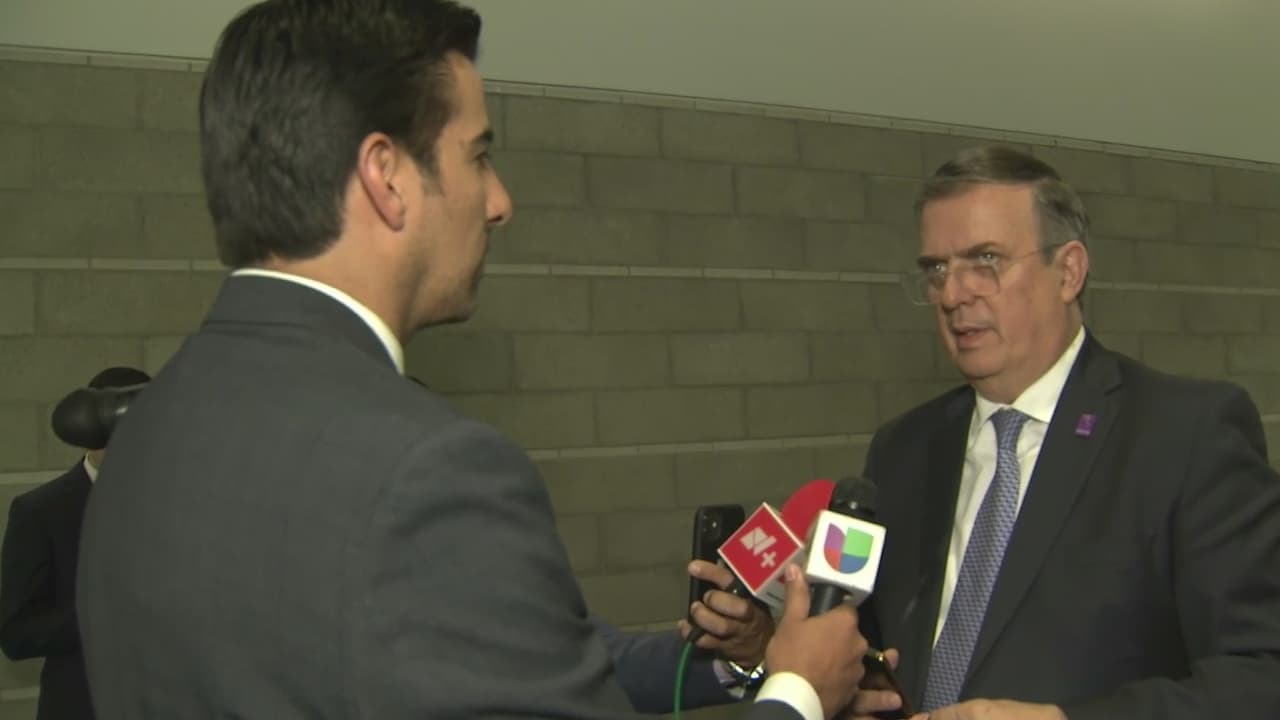 Representante de México habla desde la cumbre de las Américas que se realiza en Los Ángeles