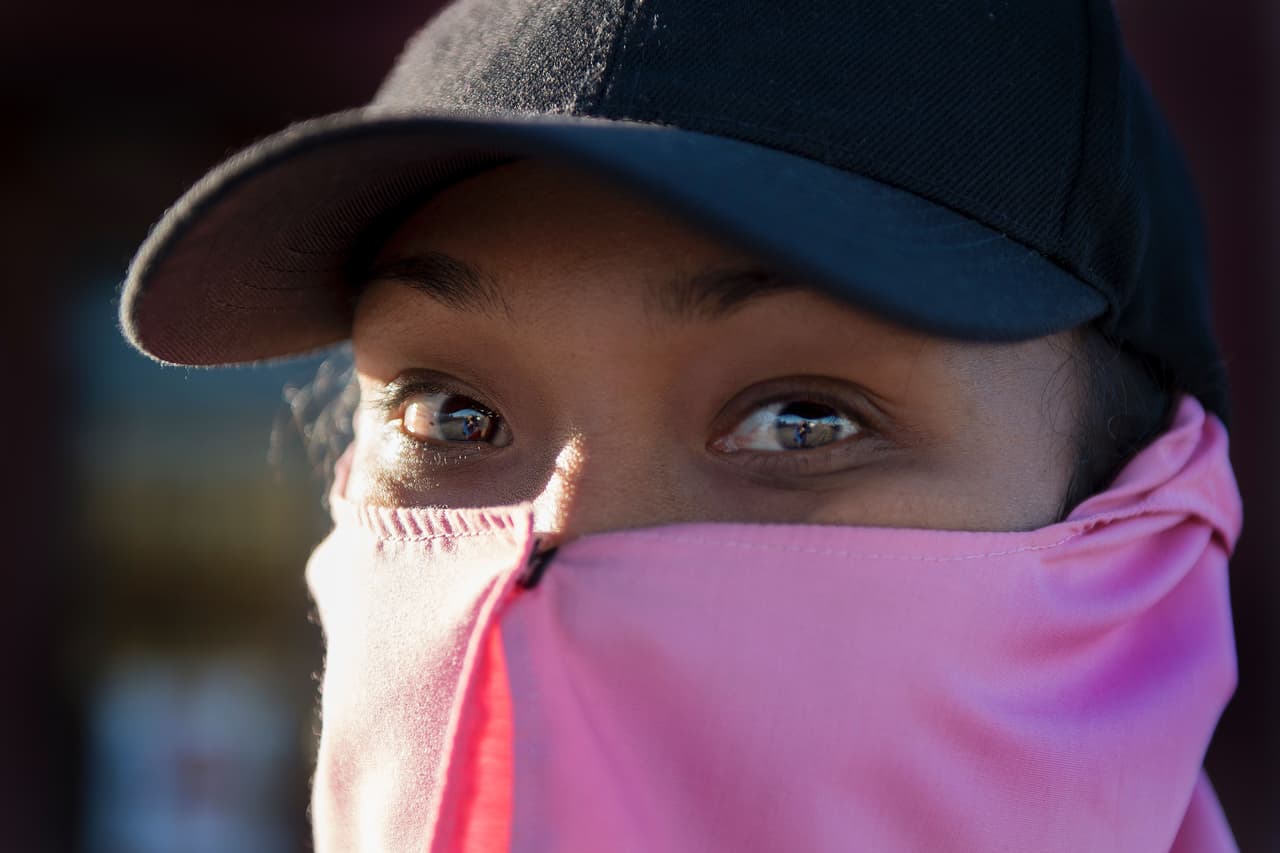 Los proyectos de ley aprobados por Newsom incluyen benificios para los inmigrantes indocumentados en temas como identificaciones, financiación para estudios universitarios, salud, asistencia legal y favorecen a vendedores ambulantes.
<br>