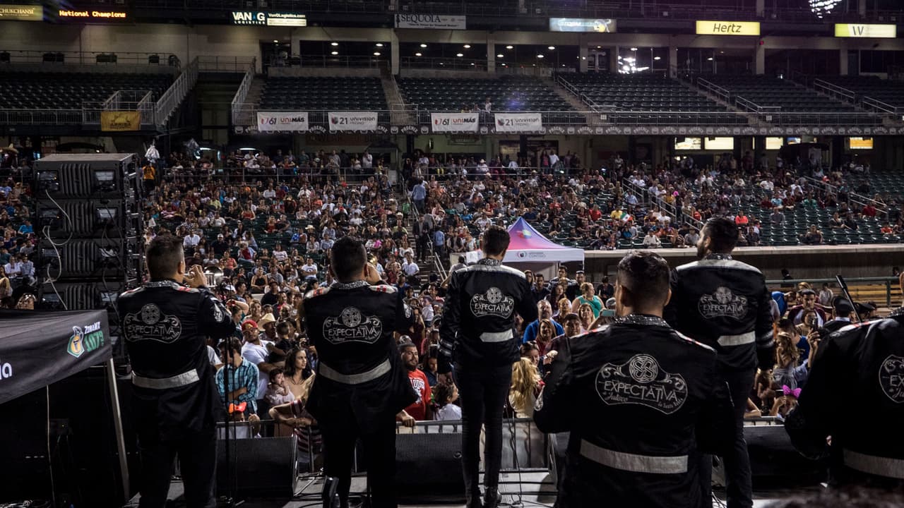 Así se vivió la celebración de El Grito de Independencia de México en Fresno.