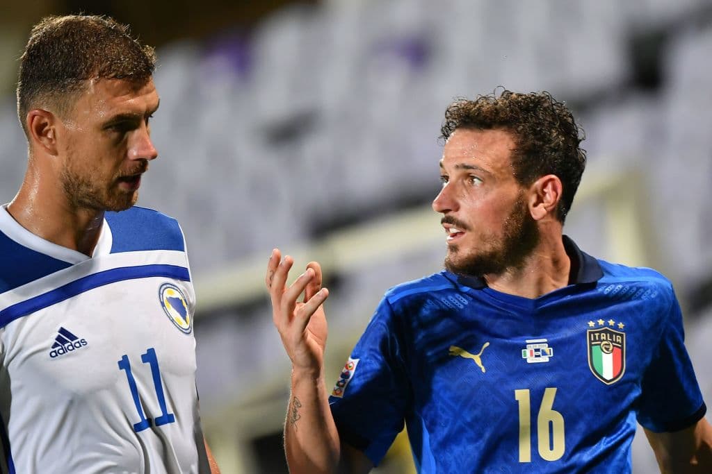 Italia 1-1 Bosnia y Herzegovina | Edin Dzeko adelantó a los visitantes a los 57’ de juego. Stefano Sensi (67’) marcó el gol del empate.