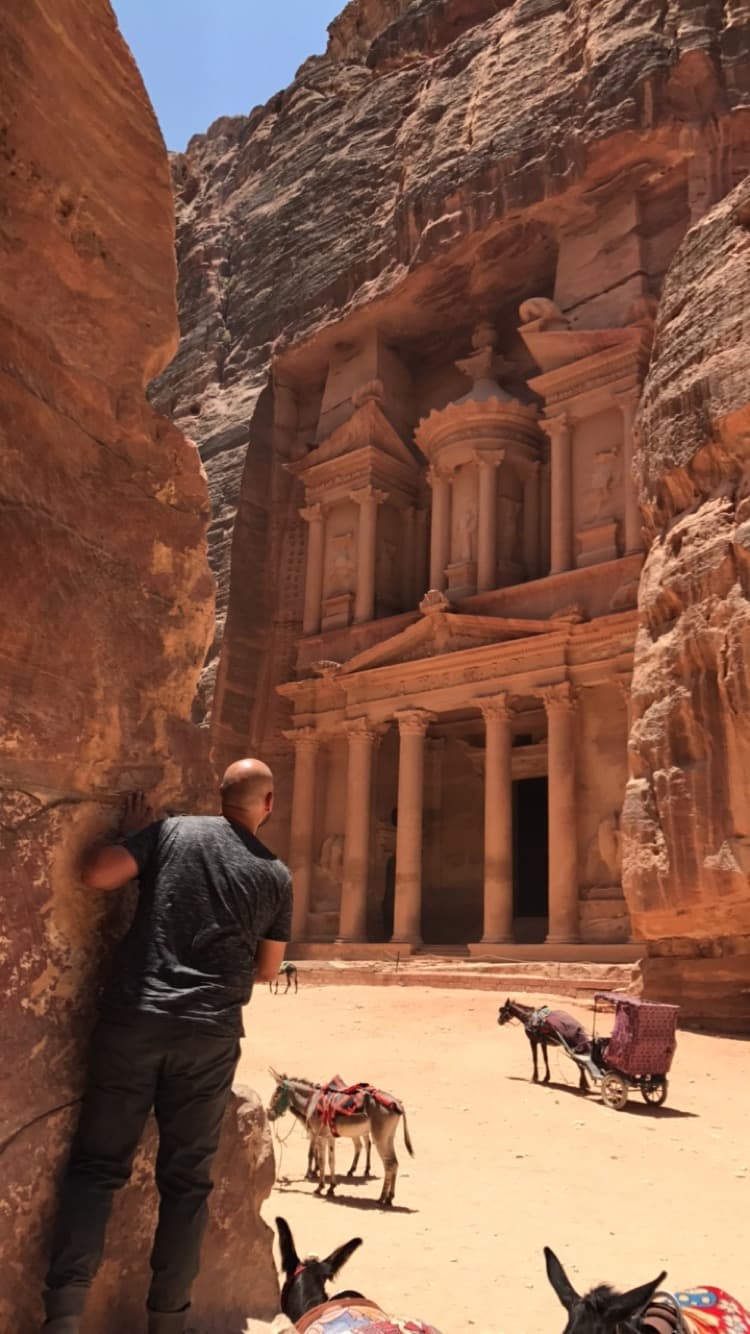 Llegando a Petra en Jordania.