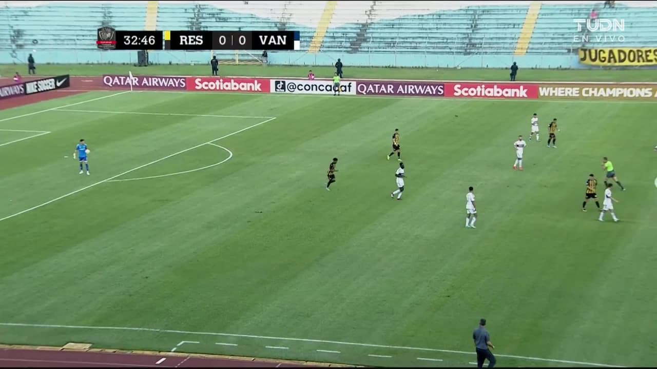 ¡TIRO ATAJADO! disparo por Jhow Benavídez.