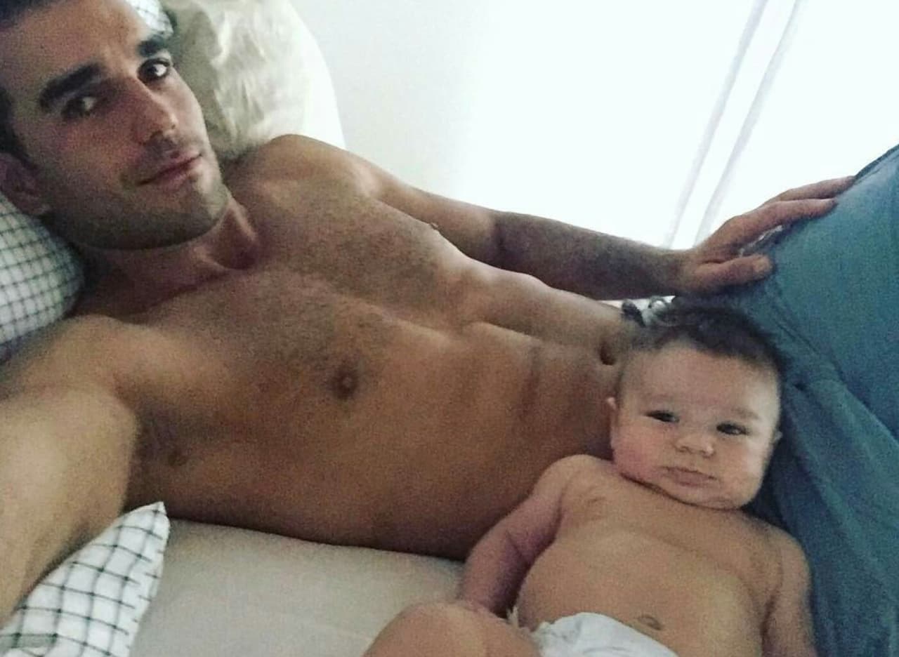 Marcus Ornelas presume a su primogénito.