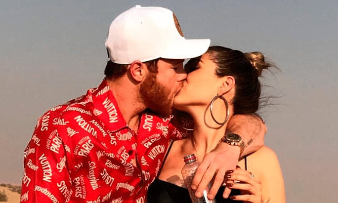 La modelo Fernanda Gómez mostró con esta fotografía que su romance con 'El Canelo' sigue encendido.