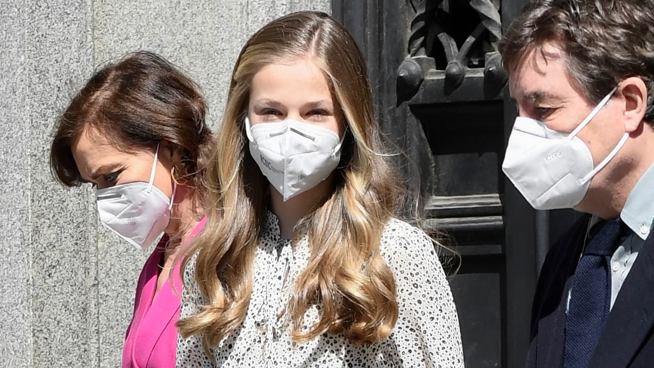 A sus 15 años, la princesa Leonor preside su primer compromiso sin la reina Letizia y Felipe de Borbón