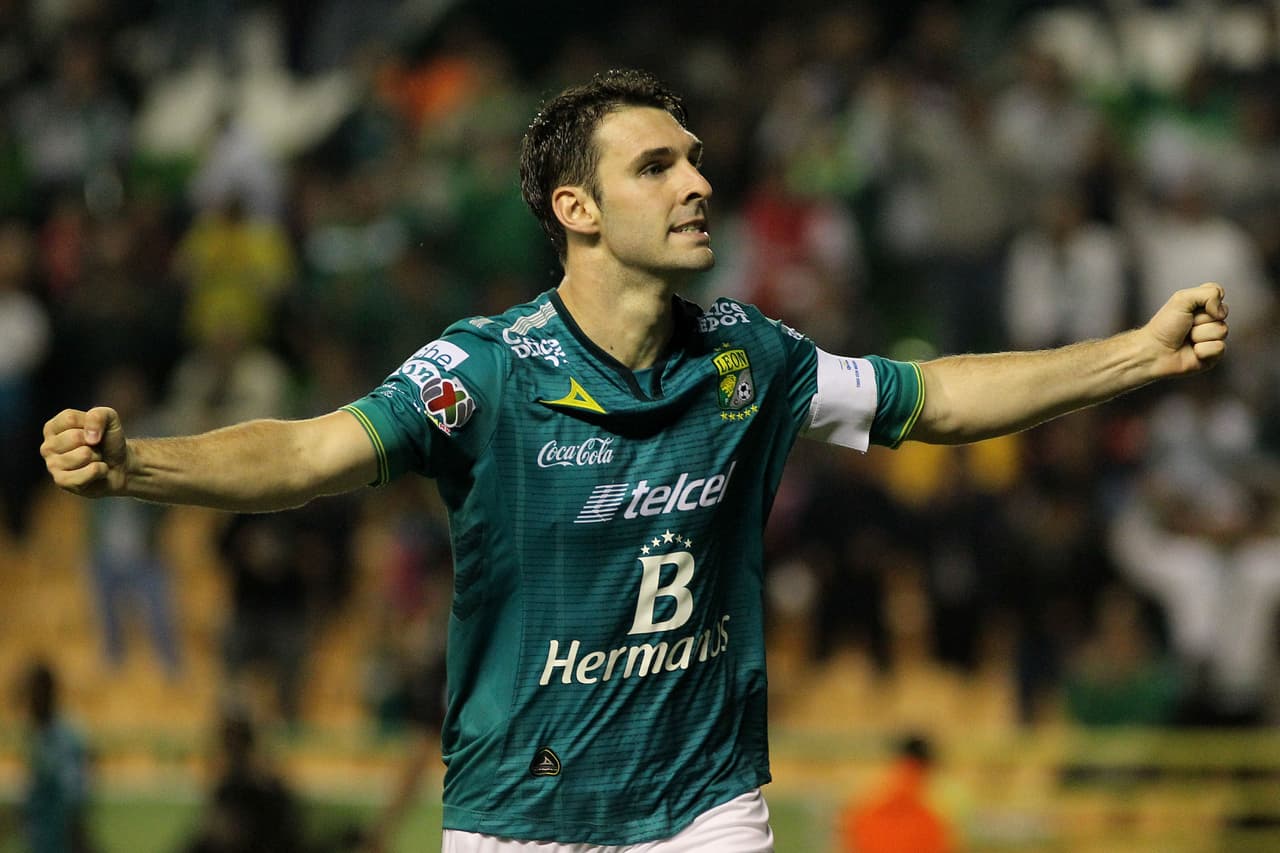 Además, pese a que está en la final de Copa y entre los tres mejores de la Liga MX, ha tenido varios meses de cierta inestabilidad. Ha recibido varias goleadas en la Liga (como ante Jaguares, Querétaro y Monterrey)