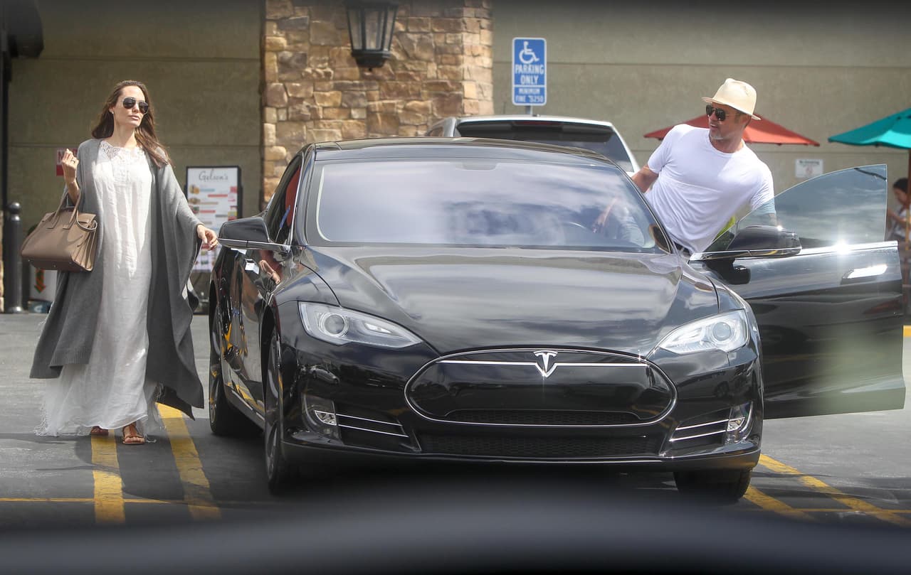 Viendo estas imágenes de hace dos meces, parece increíble que la pareja haya optado por anunciar su divorcio, haciendo de este martes 20 de septiembre, un "martes negro" para sus fanáticos.
