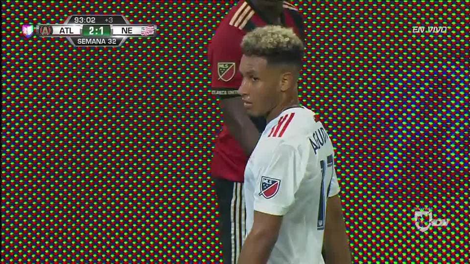 Se acabó el juego. El árbitro dio el silbatazo final.