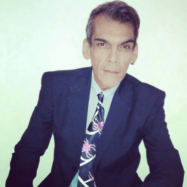 "(El médico) 
<b>dijo que estaba totalmente contaminado</b> y séptico en todo su cuerpo. Luego se fue, porque argumentó que él estaba entregando la guardia y quien la tomara lo iba a ingresar", dijo Maldonado al medio venezolano.