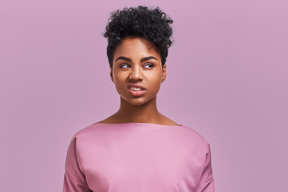 Sin embargo, hay quienes son más populares que otros y algunos que dondequiera que van tienen problemas, o le duran poco las nuevas amistades o se ven constantemente en el medio de situaciones sociales y personales embarazosas.