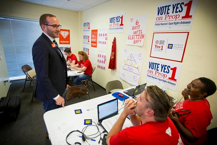 Houston rechaza ordenanza por la Igualdad de Derechos