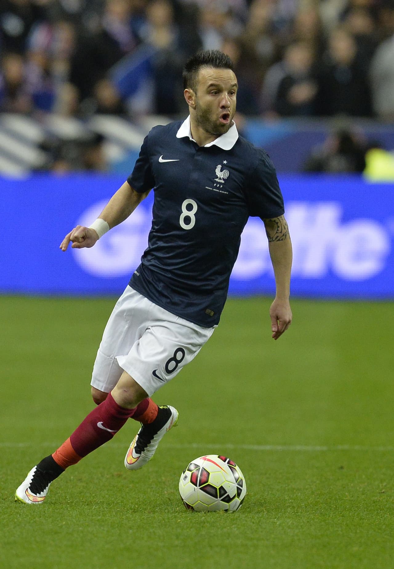 El Olympique de Lyon ficha al internacional francés Mathieu Valbuena