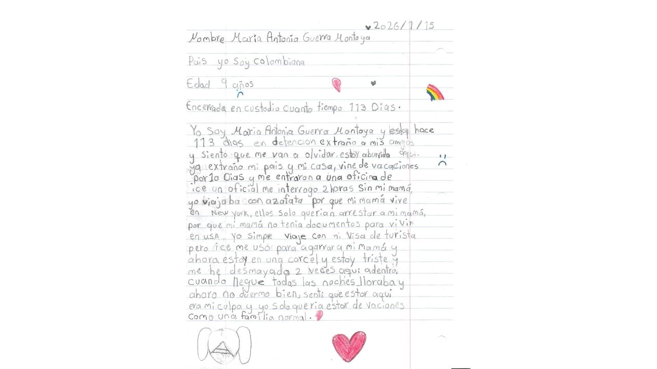 <b><a href="https://www.univision.com/local/san-antonio-kwex/violacion-menor-centro-de-detencion-dilley-ice-derechos-humanos-ninos-migrantes">En una de las cartas, una niña se describe a sí misma,</a></b> habla de su edad, de sus gustos y de lo que extraña: 
<b>la escuela, la comida de su hogar y la rutina que tenía. </b>Después habla de sentimientos de culpa y de tristeza al ser detenida. Menciona cosas como "ICE me usó para agarrar a mi mamá y ahora estoy en una carcel y estoy triste".