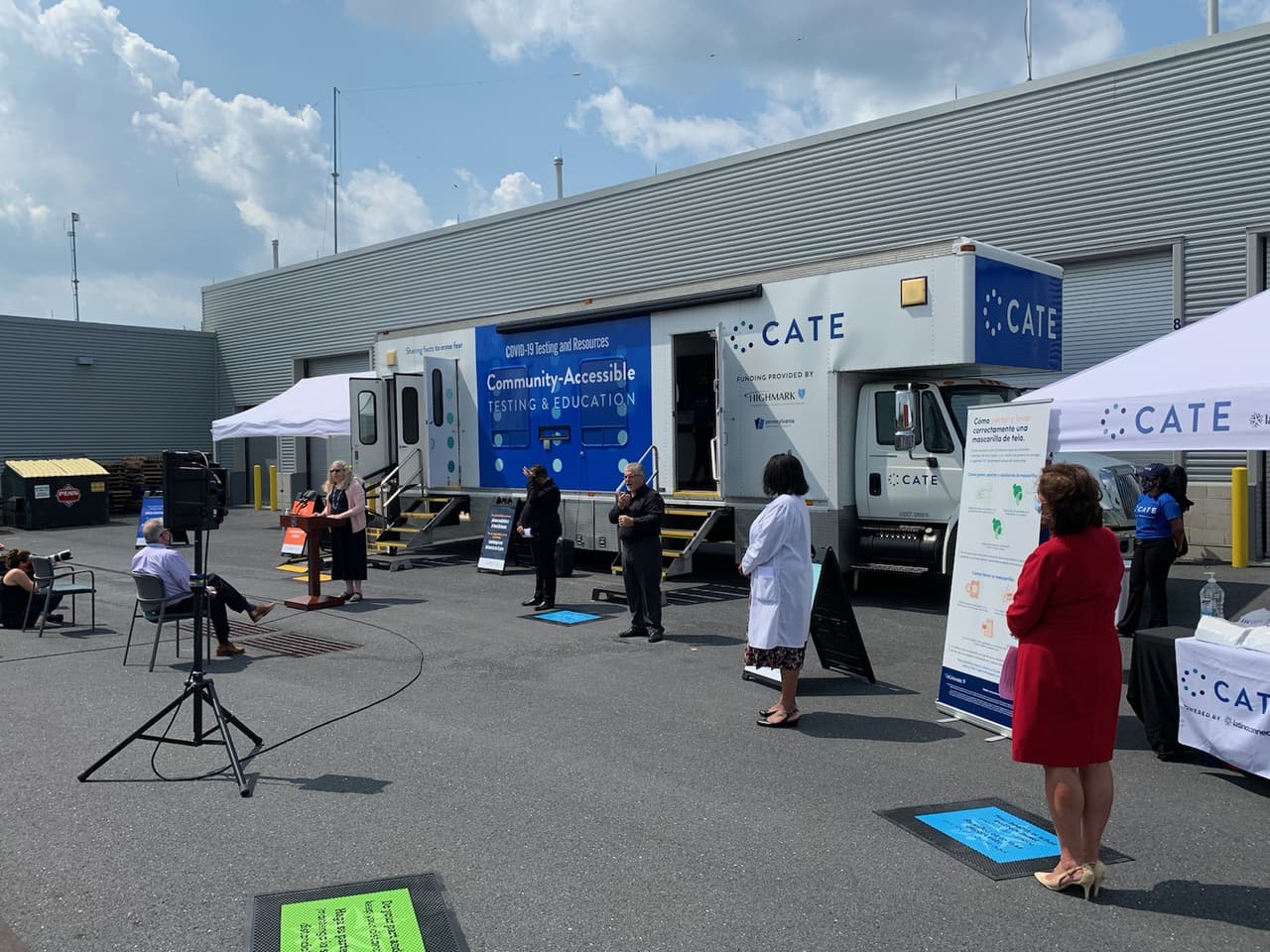 Pensilvania presenta la primera unidad de respuesta móvil COVID-19 del país para ayudar a las comunidades de minoría afectadas por el virus