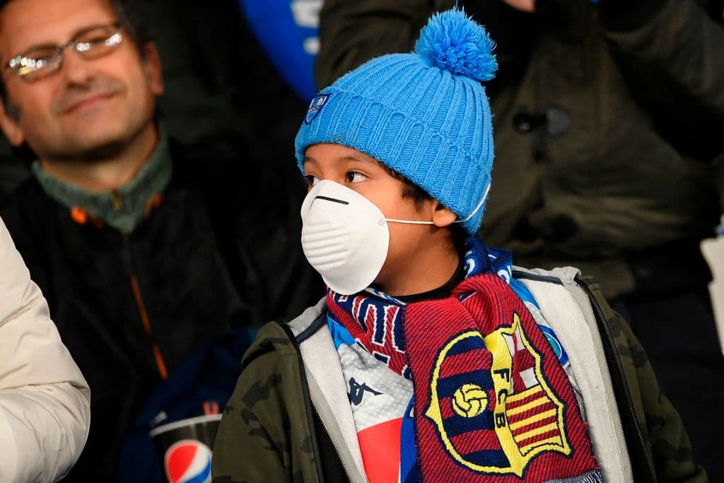 Los menores que lleguen de otros países solo podrán registrarse para la escuela en dos puntos en el condado, donde habrán oficiales de salud certificados y enfermeras que podrán solicitar información.