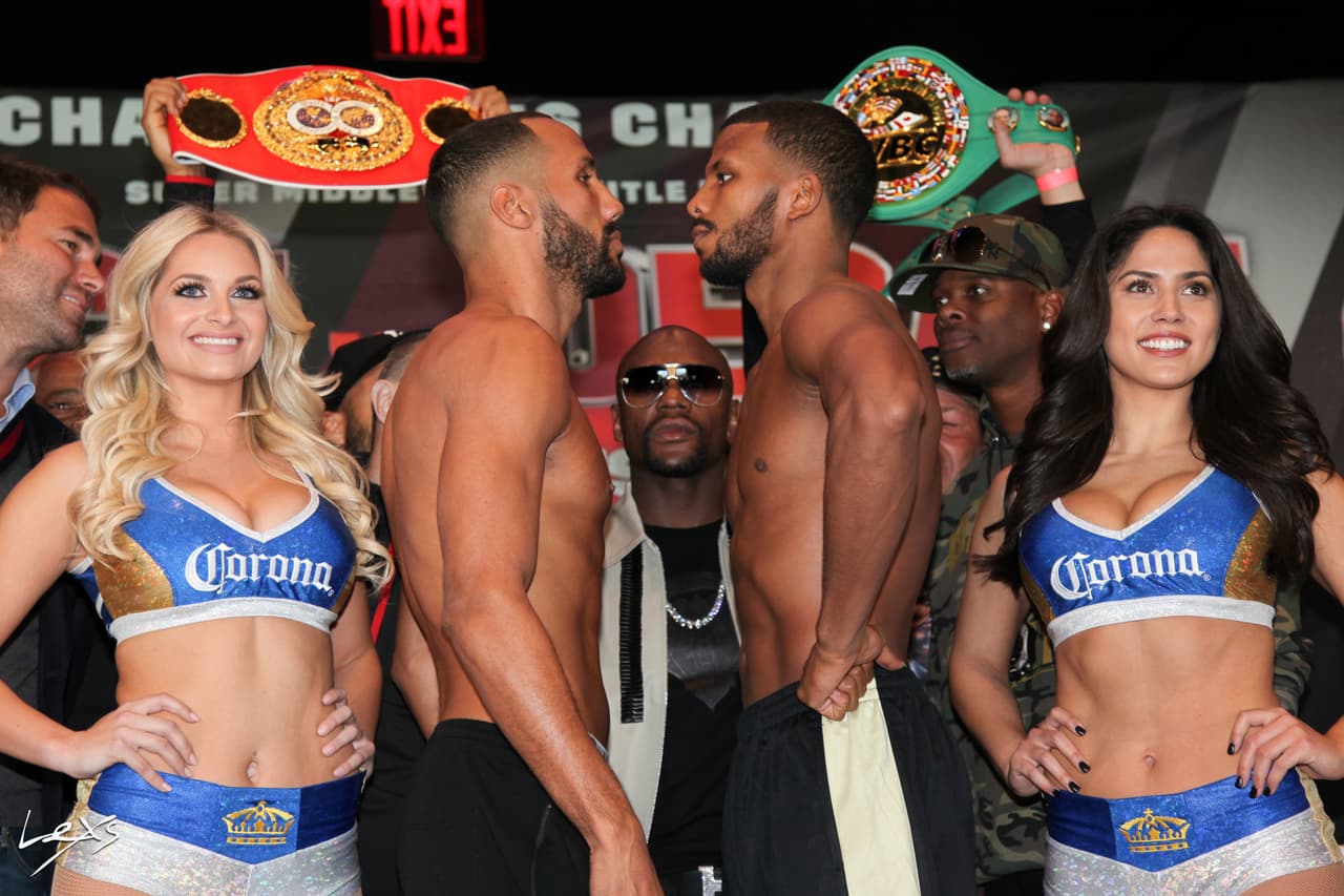 Todo está listo para el primer gran combate del 2017 entre Baduk Jack y James DeGale, en el que se unificaran los títulos de pesos súper mediano del Consejo Mundial de Boxeo y de la Federación Internacional del Boxeo. Ambos pugilistas dieron el peso esta tarde en el Barclays Center de Brooklyn, Nueva York, donde se llevará la pelea.