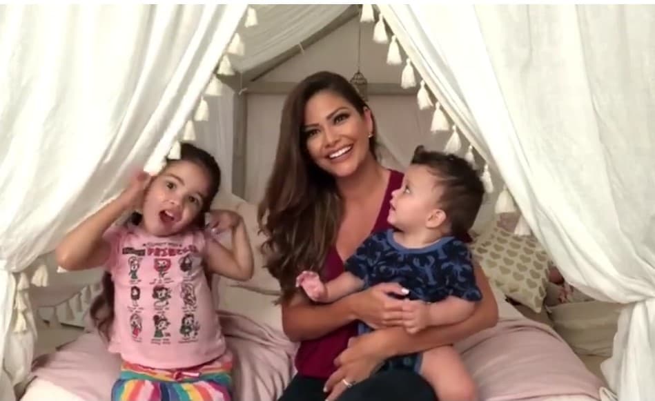 Giulietta dijo muy emocionada que su abuela materna llegaría al día siguiente a casa.
<br>