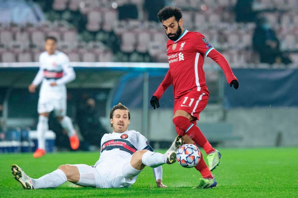 Salah (1’) adelantó con gol de vestidor y Scholz (62’) igualó el marcador luego de cobrar una pena máxima. El conjunto danés ya no tenía posibilidades de continuar compitiendo en el torneo. Los de Klopp se medirán al Fulham en su siguiente duelo de la Premier League.