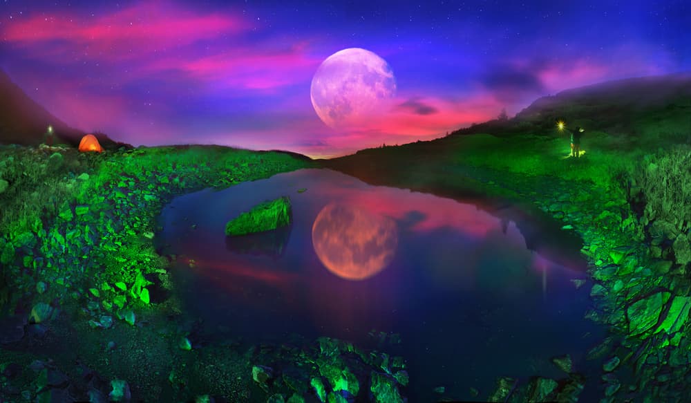 Como se trata de algo tan antiguo las lunas se asocian con los ciclos de la naturaleza y de ahí muchos nombres como “luna de fuego”, o “luna de la cosecha”, “luna de hielo” y otros más.