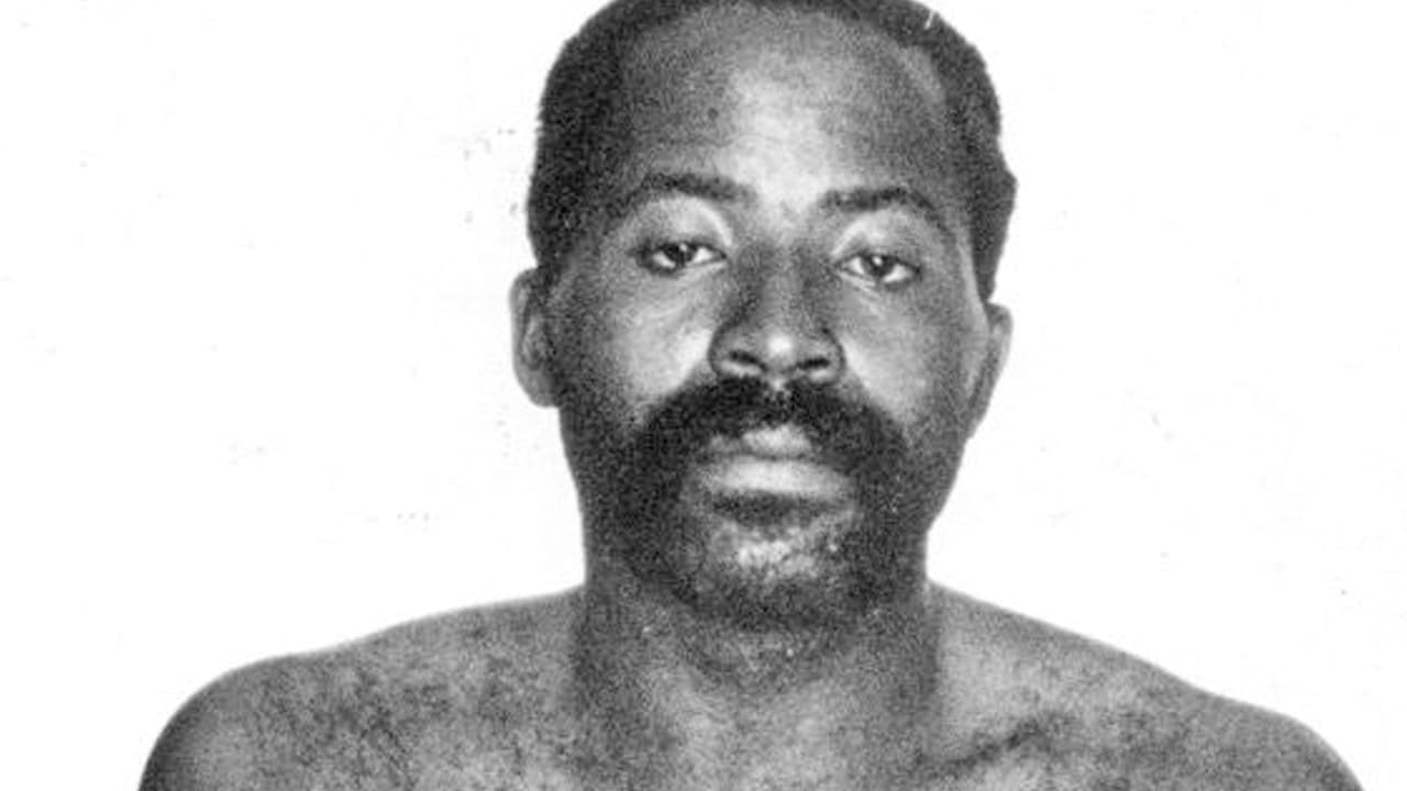 <b>Louis Craine. </b>Con la ayuda de testimonios de miembros de su propia familia fue condenado en 1999 por el asesinato en primer grado de cuatro mujeres que fueron estranguladas. Era un trabajador de la construcción desempleado y fue retratado por sus abogados defensores como un hombre analfabeto con una educación de cuarto grado y un coeficiente intelectual de 69, "incapaz de matar a nadie".