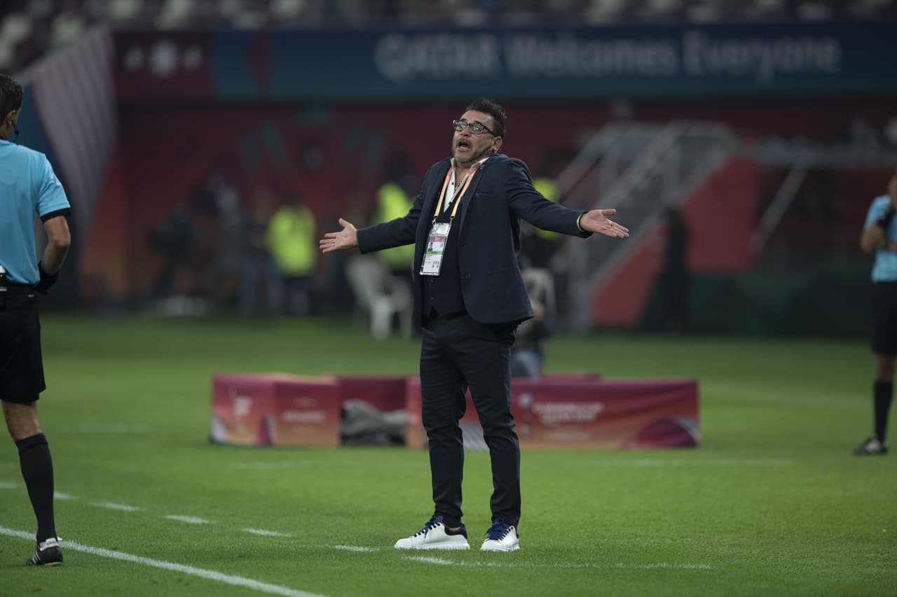 Los Rayados lo hacen y en una serie de penales, vencen al Al-Hilal FC 4-3 para quedarse con el tercer lugar del Mundial de Clubes de la FIFA. El portero Luis Cárdenas de Rayados es el héroe de la noche tras dos atajadas y un golazo para darle el triunfo a su equipo.