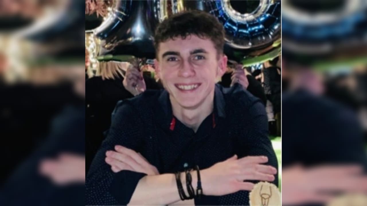 Un adolescente despierta de un coma de 11 meses sin conocimiento del coronavirus, aunque se contagió un par de veces