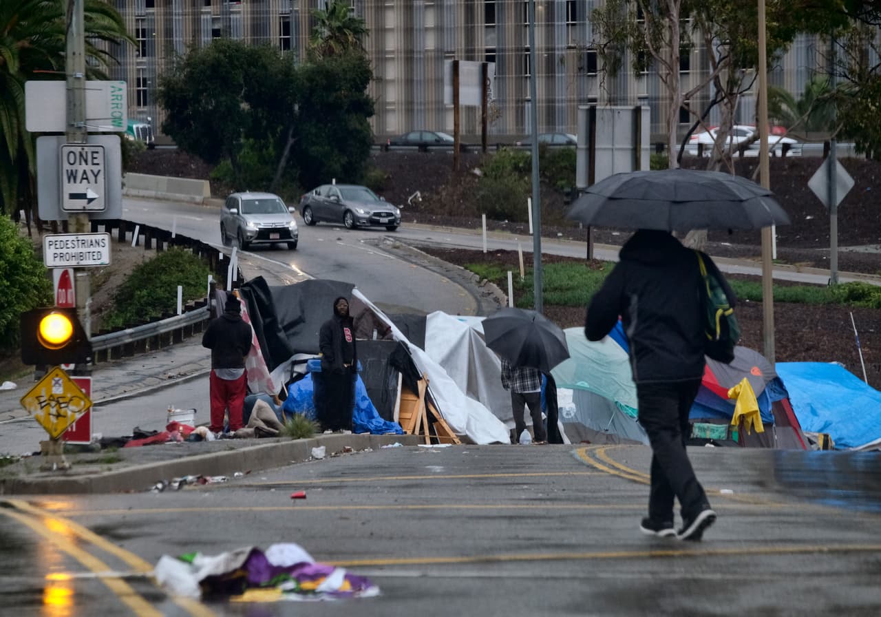 Juez de Los Ángeles ordena audiencia de emergencia por la situación de los desamparados ante el coronavirus
