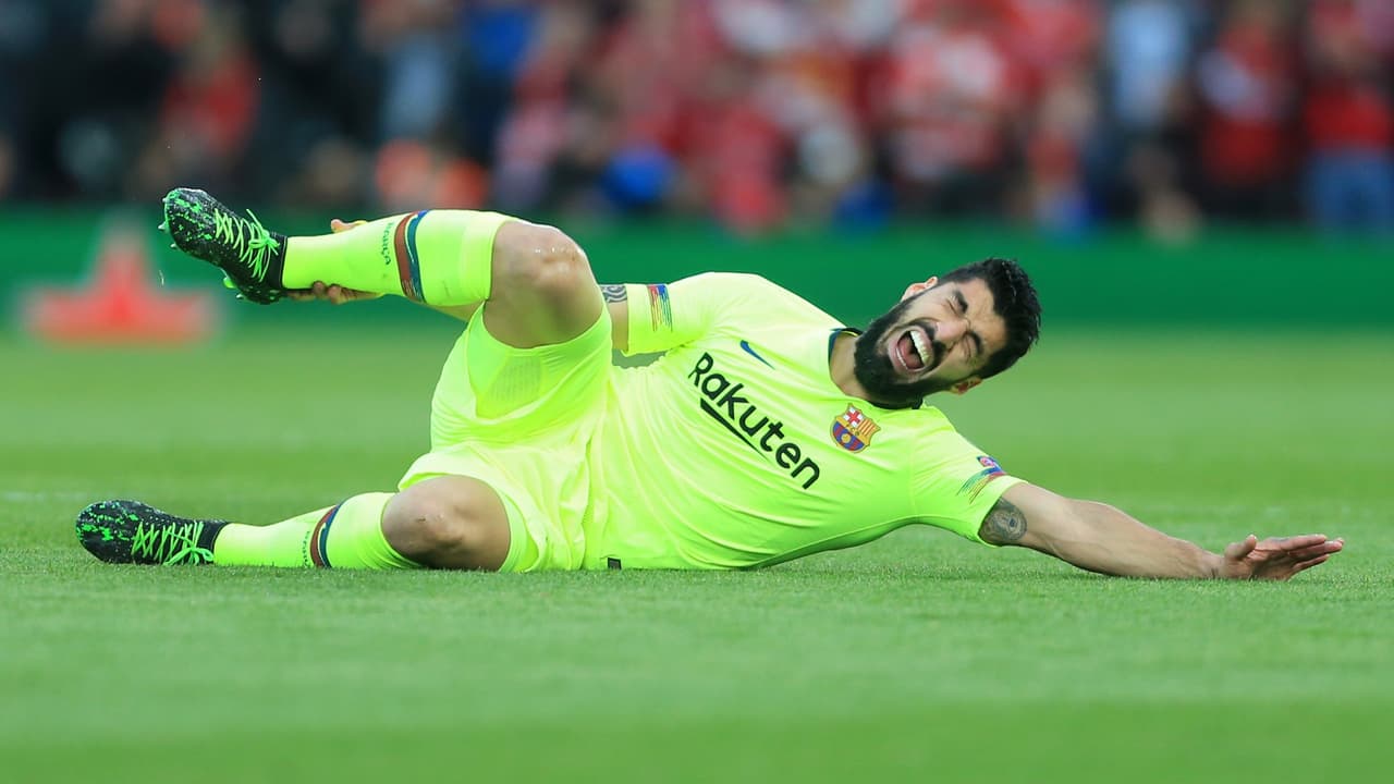 ¡Al Barcelona le llueve sobre mojado! Luis Suárez será operado esta tarde de una lesión en el menisco derecho