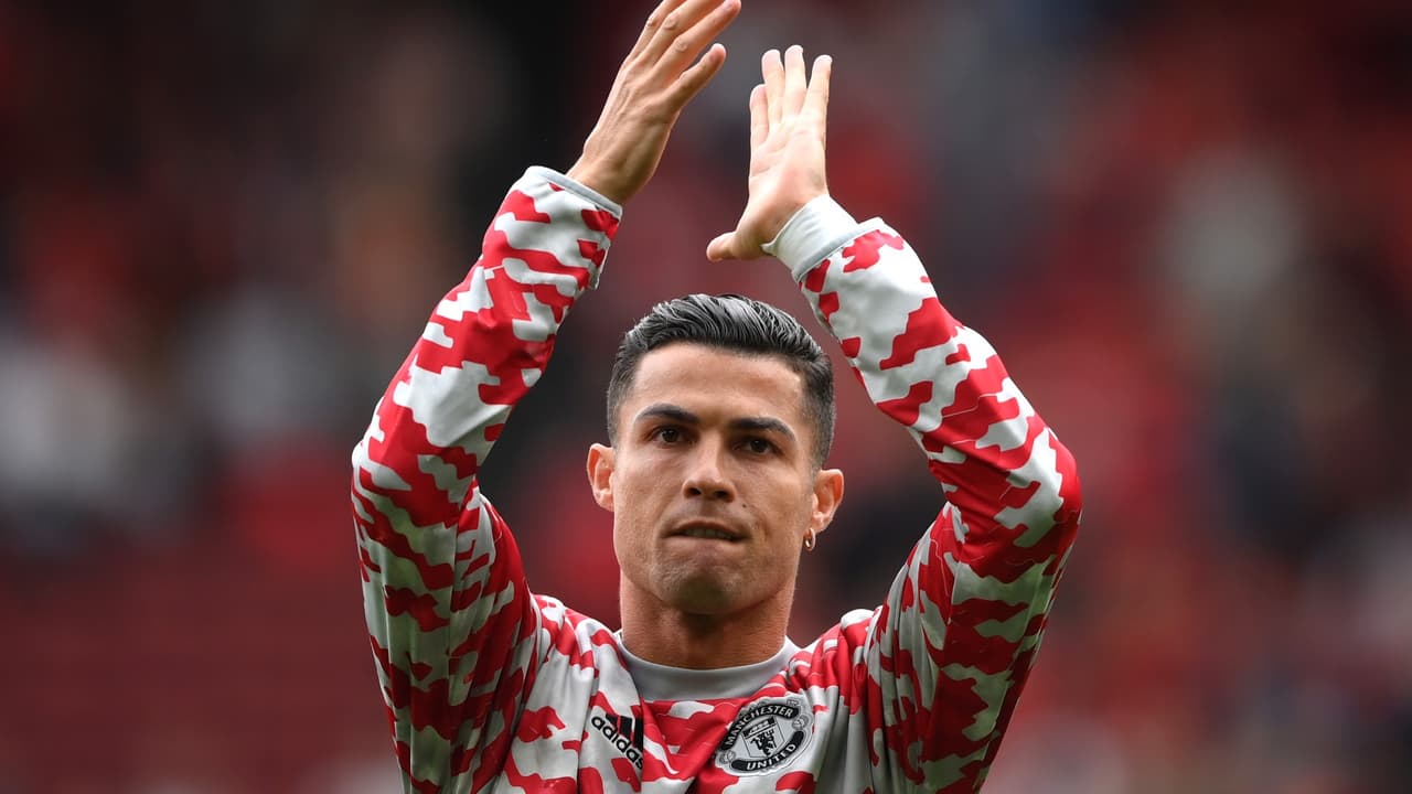 Cristiano da las gracias al Liverpool aplausos en Anfield