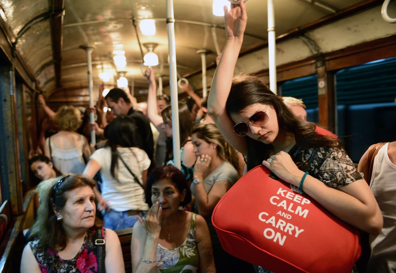 <b>Buenos Aires.</b> La capital argentina ocupa el sexto puesto de América Latina. Es la número 48 en el ranking mundial y tiene 42.4 puntos en el índice de Movilidad Urbana.
<br>