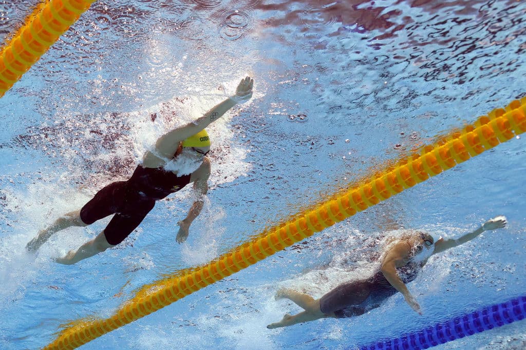 Prohíben a nadadoras transexuales competir en pruebas de élite femeninas