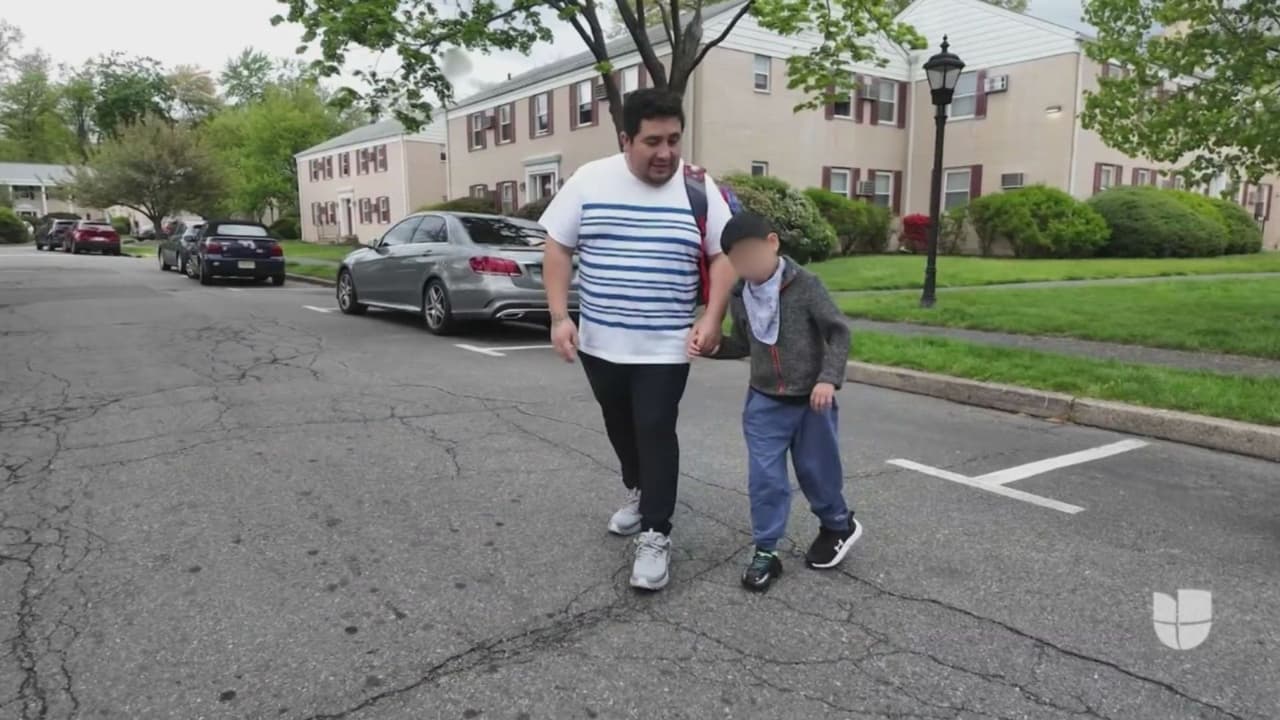 Entre la deportación y la salud: Familia ecuatoriana busca quedarse en EEUU por tratamiento de su hijo con parálisis